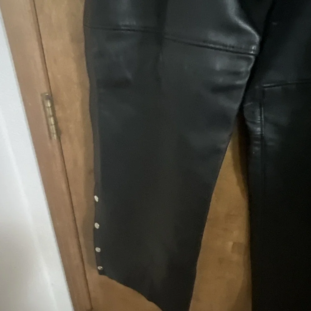 Interstate Leather Black Chaps 2XL Adjustable 34 - 46